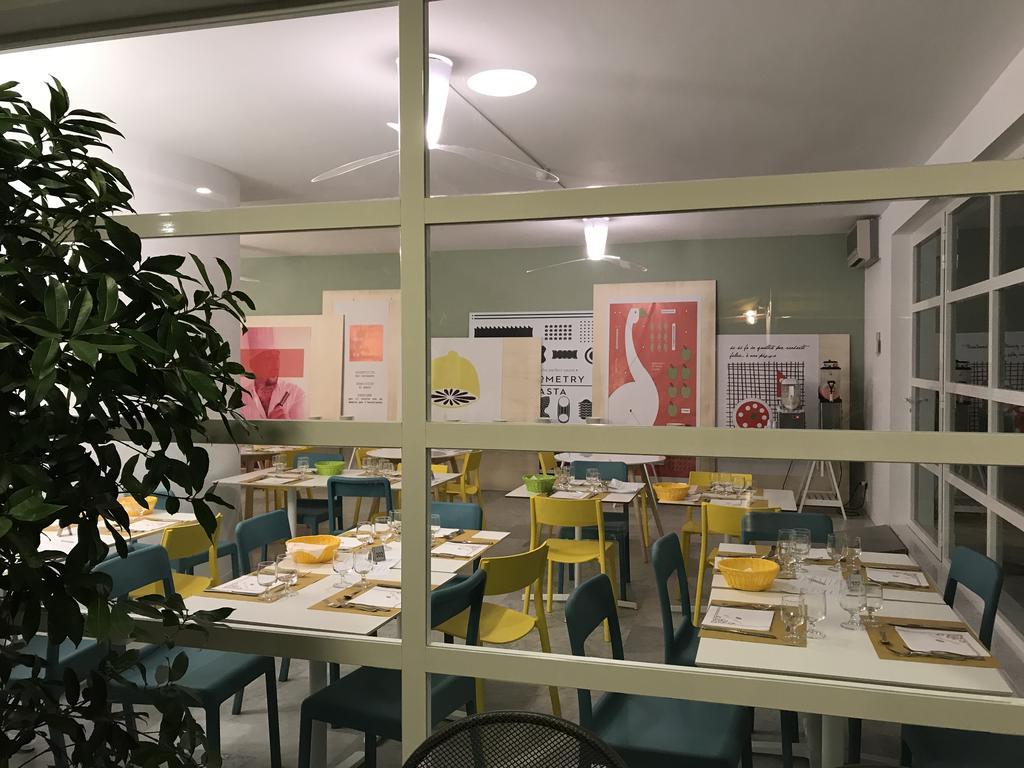 Hotel Esperia Альба-Адриатика Экстерьер фото